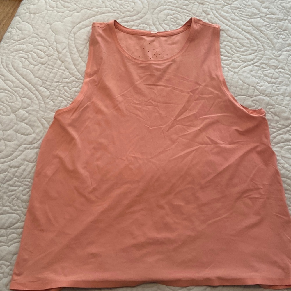 Lululemon Womans tank top